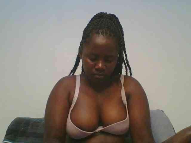Loviett52 webcam