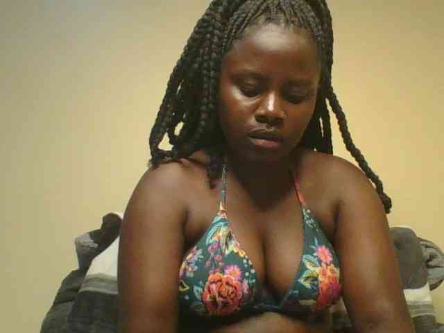 Loviett52 webcam