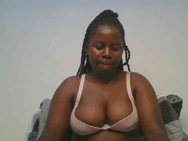 Loviett52 webcam