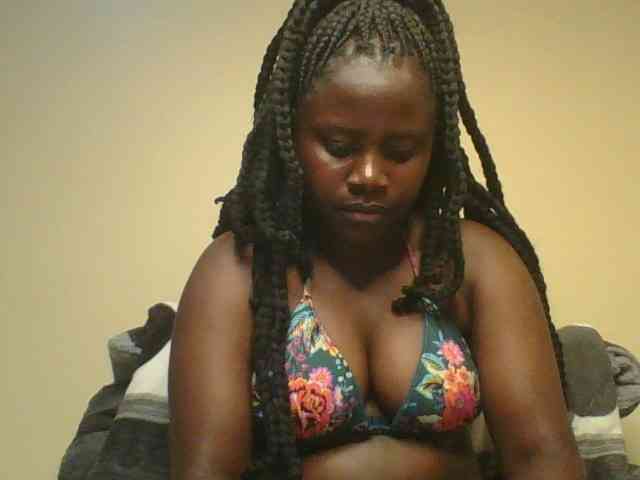 Loviett52 webcam