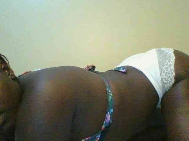 Loviett52 webcam