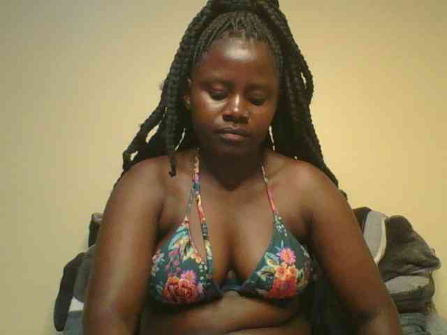 Loviett52 webcam