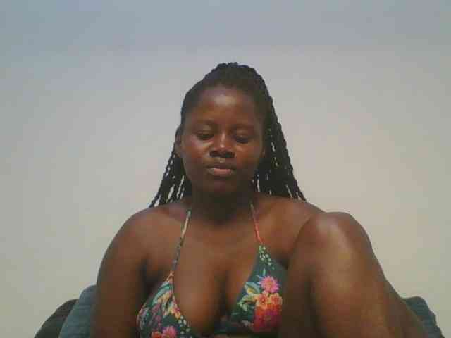 Loviett52 webcam