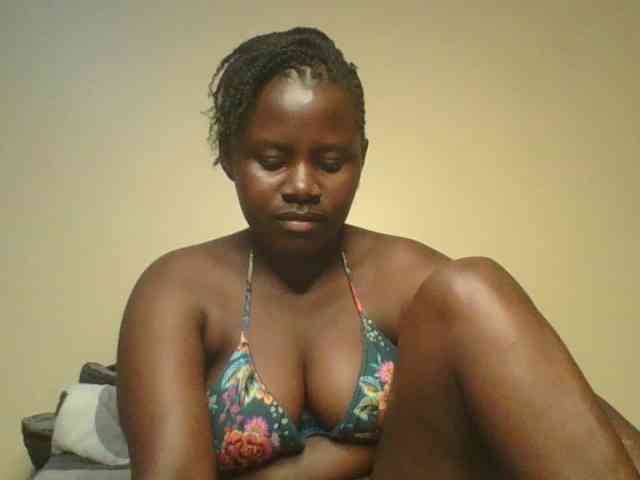 Loviett52 webcam