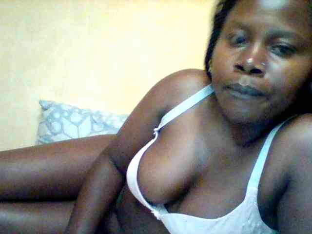 Loviett52 webcam