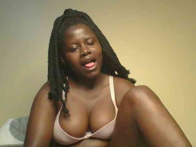 Loviett52 webcam