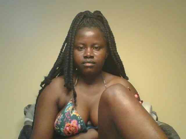 Loviett52 webcam