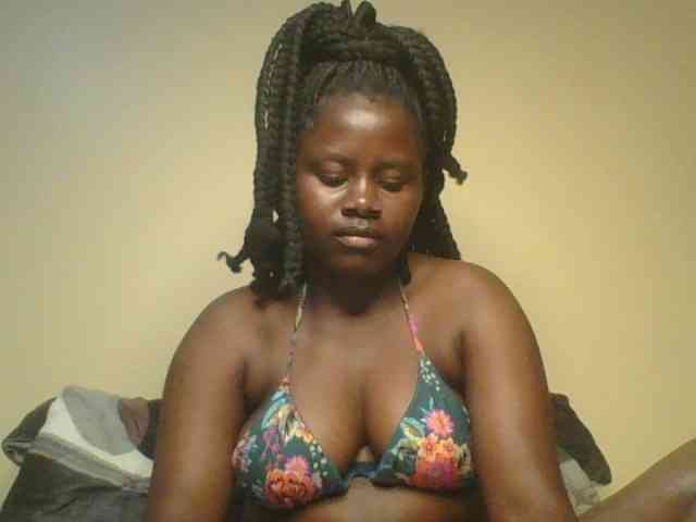 Loviett52 webcam
