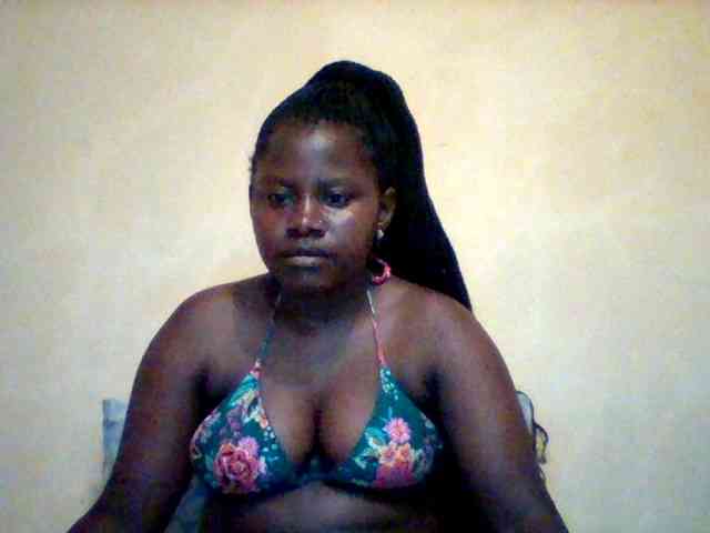 Loviett52 webcam