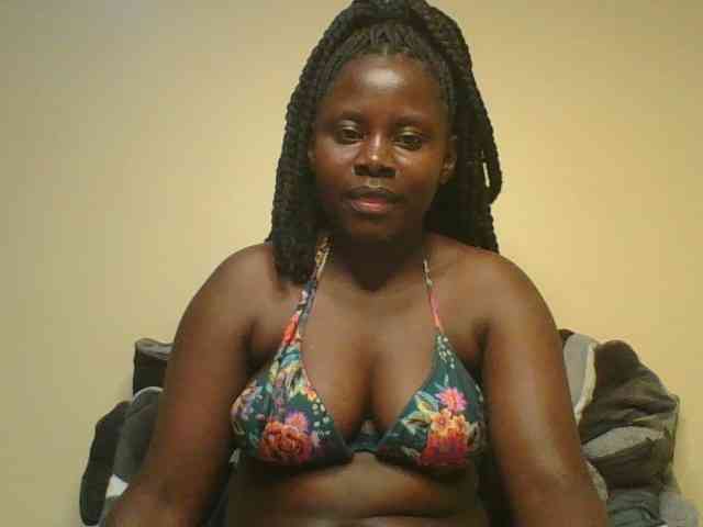 Loviett52 webcam