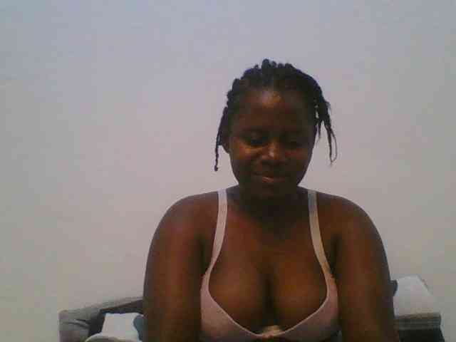 Loviett52 webcam