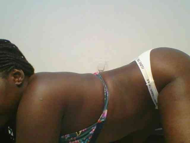 Loviett52 webcam