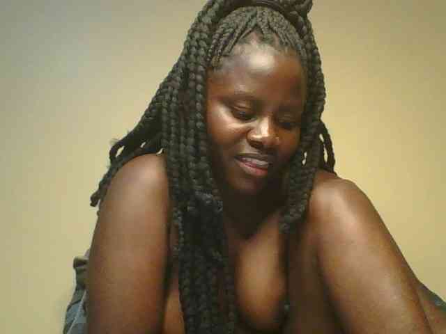Loviett52 webcam