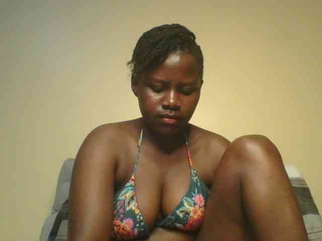 Loviett52 webcam