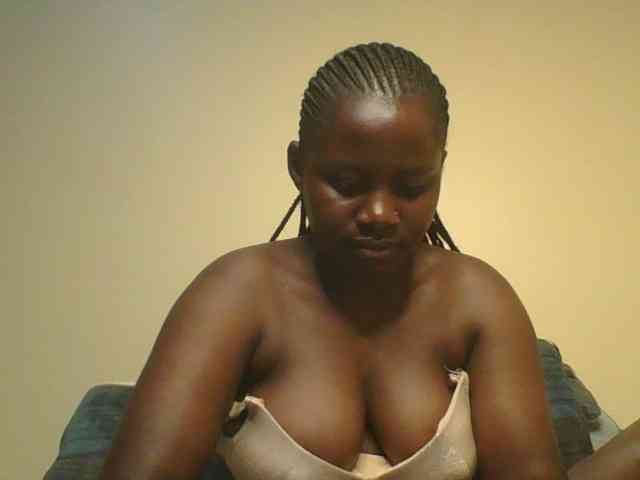 Loviett52 webcam