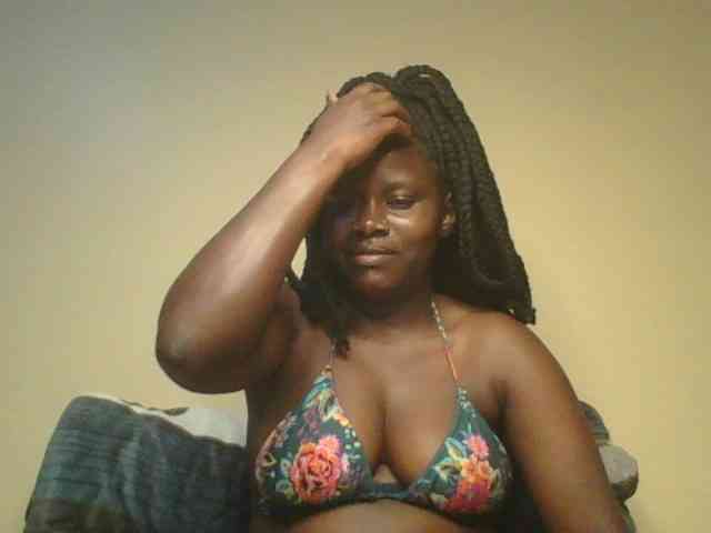 Loviett52 webcam