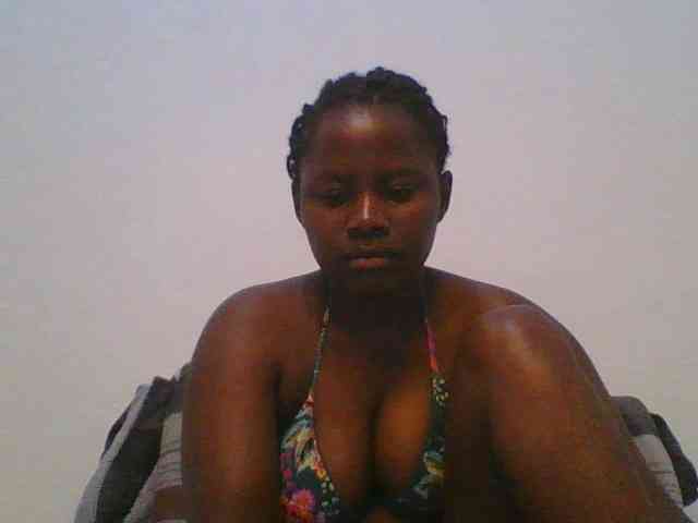 Loviett52 webcam