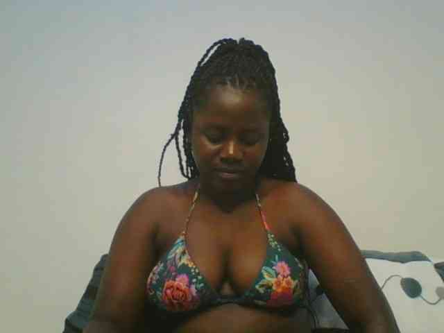 Loviett52 webcam