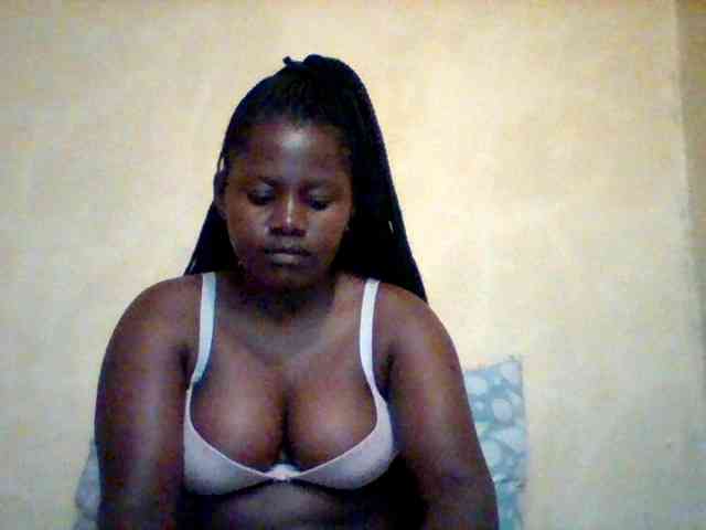 Loviett52 webcam