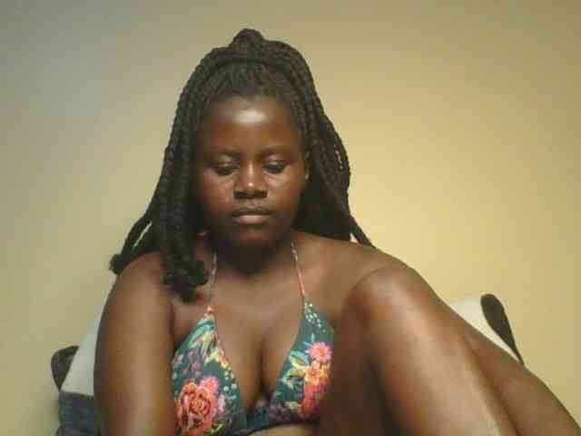 Loviett52 webcam