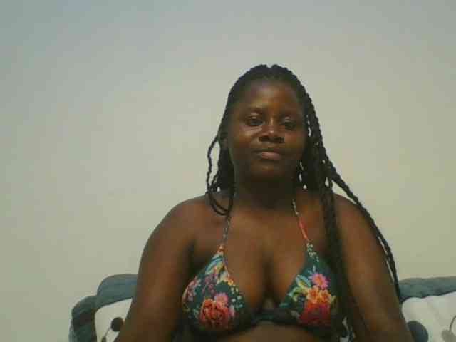 Loviett52 webcam