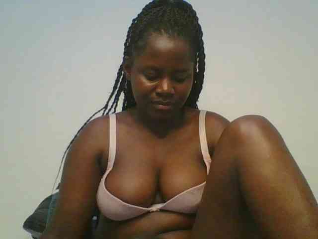 Loviett52 webcam