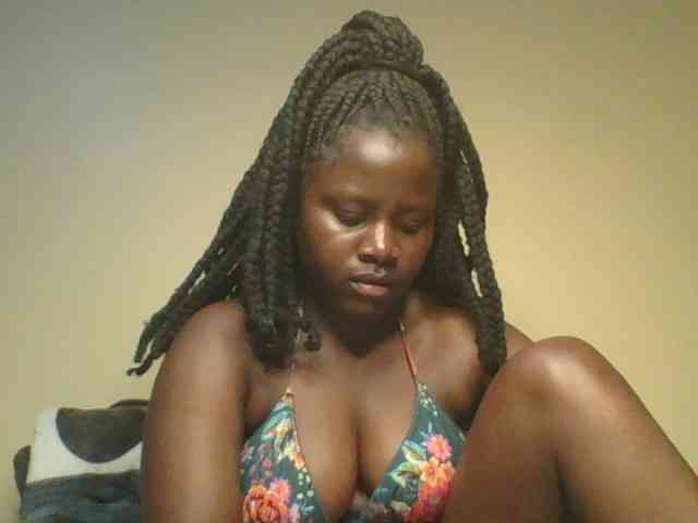 Loviett52 webcam