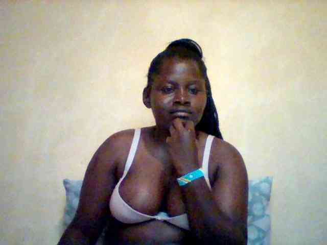 Loviett52 webcam