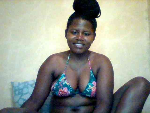 Loviett52 webcam