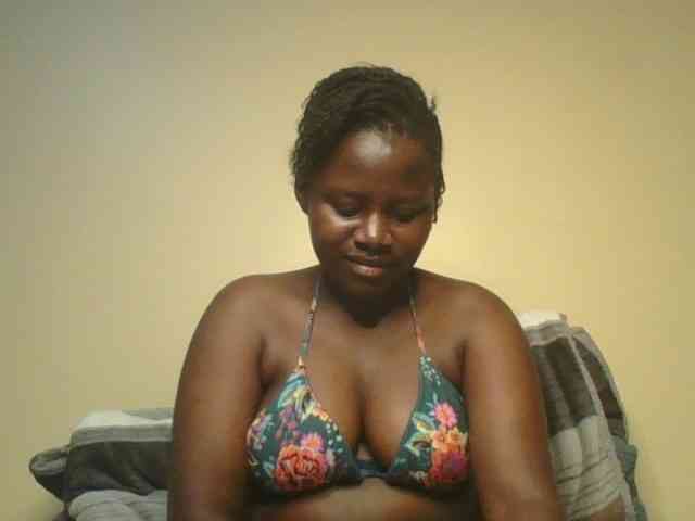 Loviett52 webcam