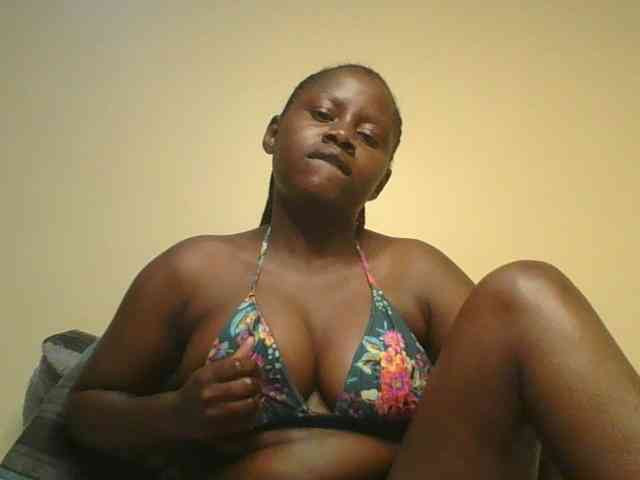 Loviett52 webcam