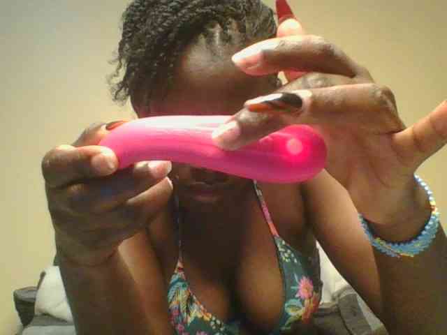 Loviett52 webcam