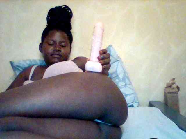 Loviett52 webcam