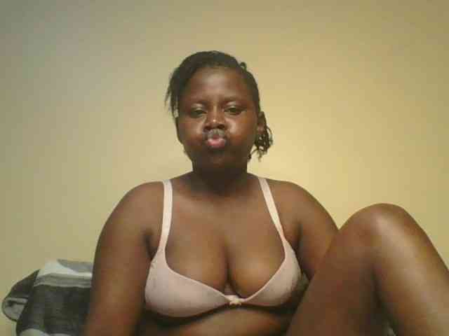 Loviett52 webcam
