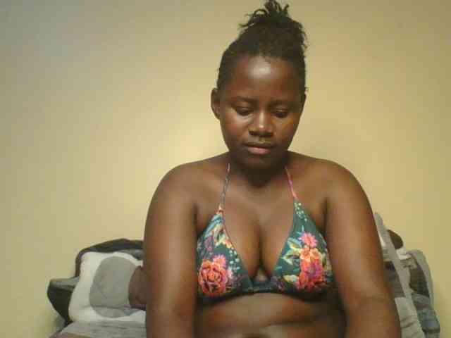 Loviett52 webcam