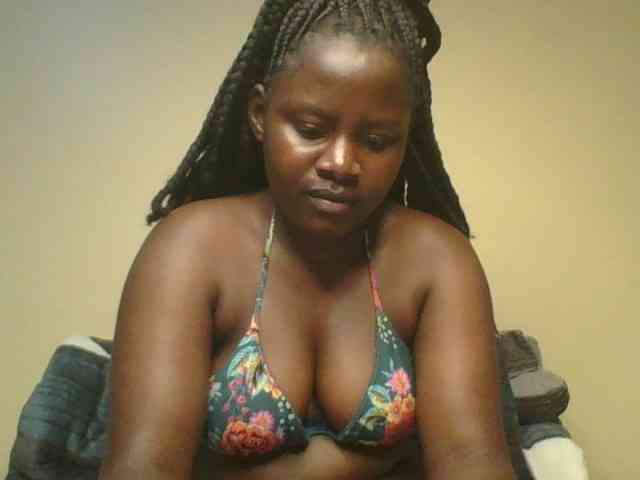 Loviett52 webcam