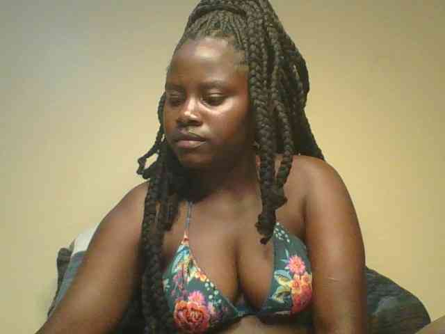 Loviett52 webcam