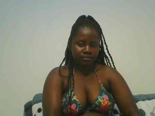 Loviett52 webcam