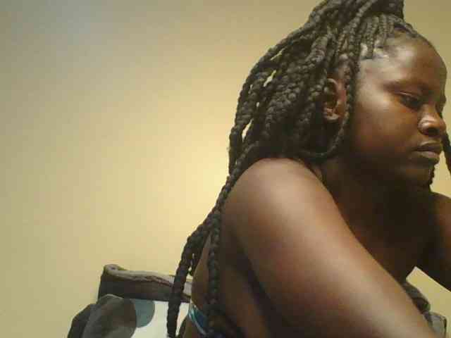 Loviett52 webcam