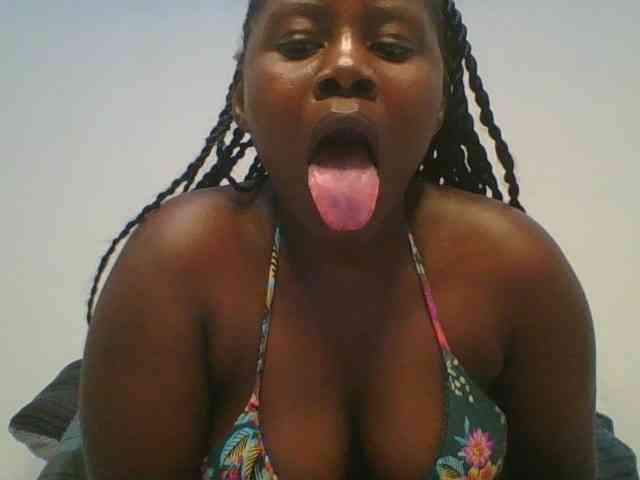 Loviett52 webcam