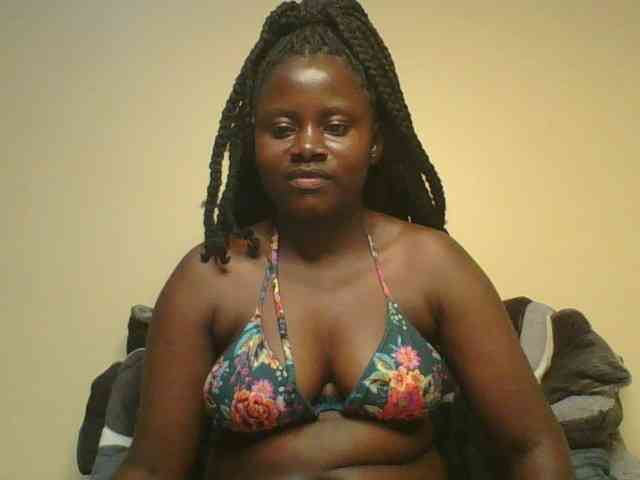 Loviett52 webcam