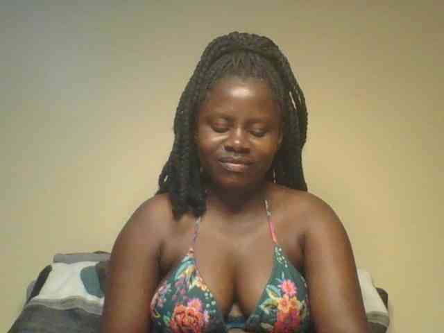 Loviett52 webcam