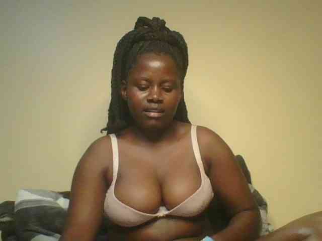 Loviett52 webcam