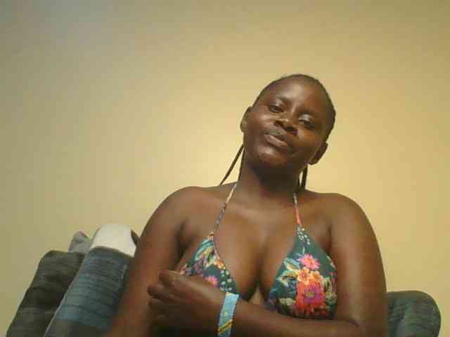 Loviett52 webcam