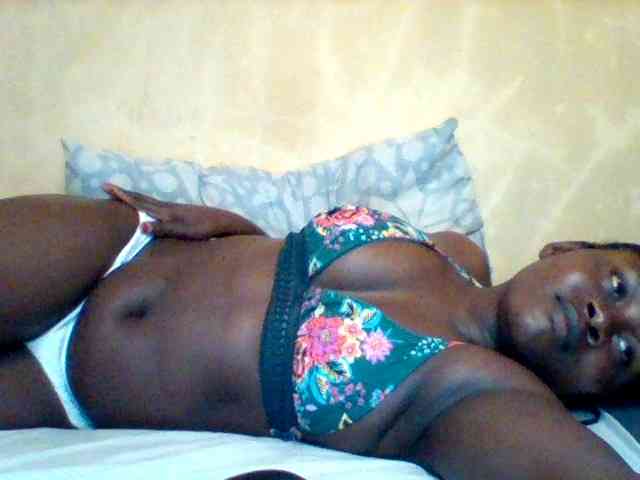 Loviett52 webcam