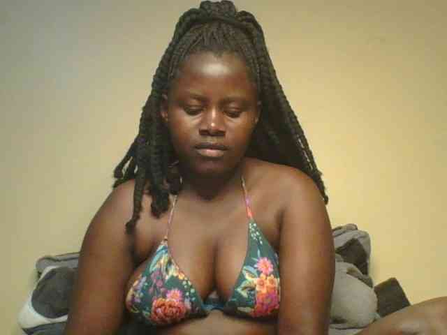 Loviett52 webcam