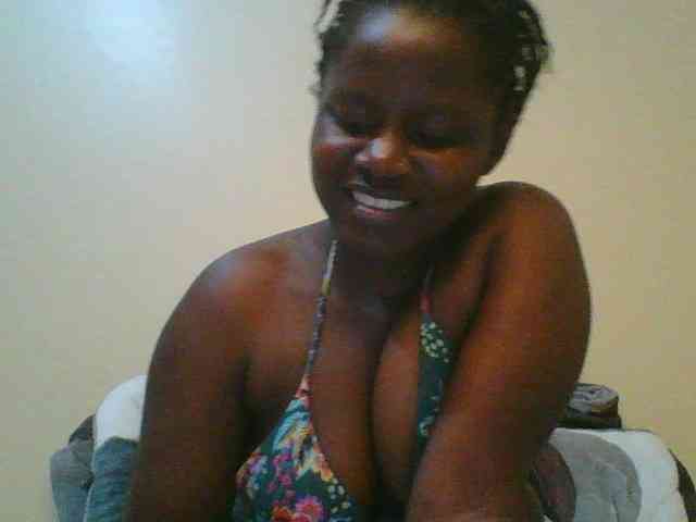 Loviett52 webcam