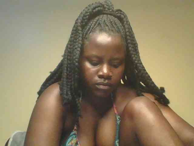 Loviett52 webcam