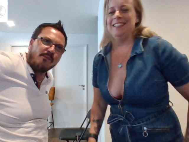 Miss-chupagirly webcam