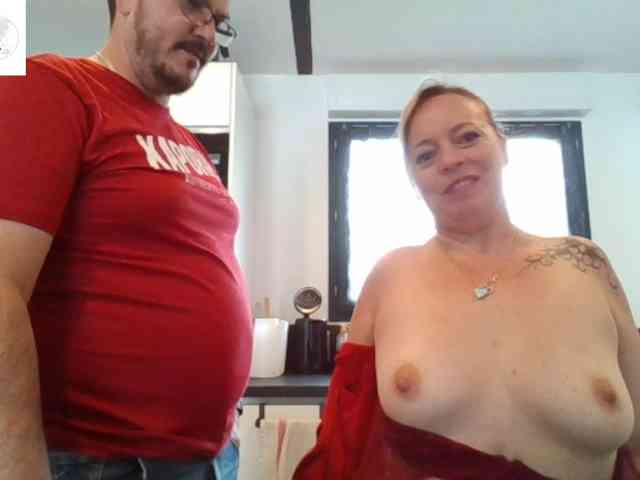 Miss-chupagirly webcam